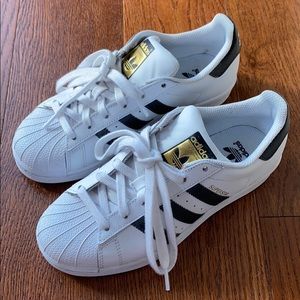 Adidas Superstar